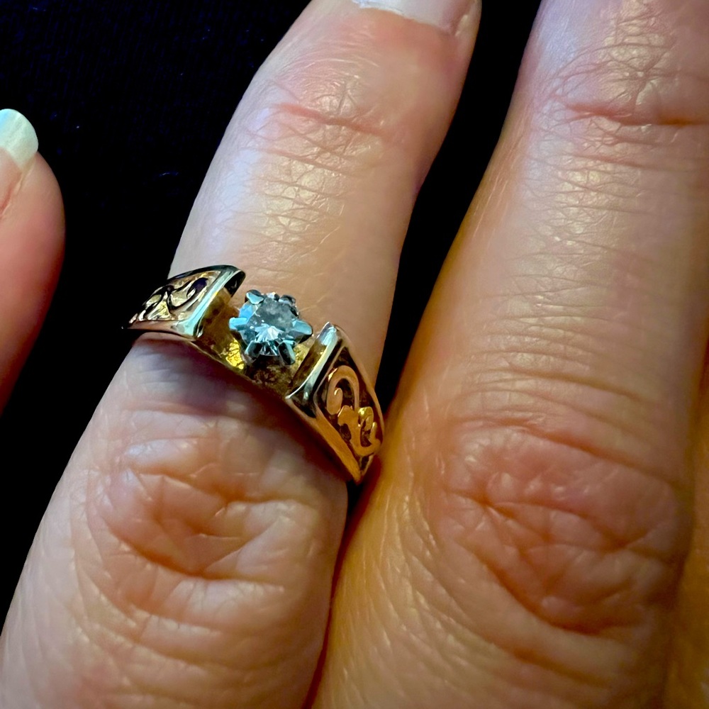 Vintage gold diamond ring 💍
